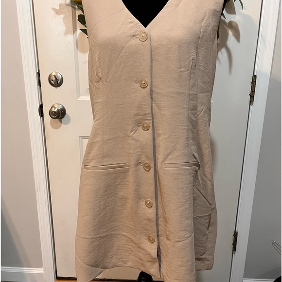 A&F tan dress - Picture 1 of 3